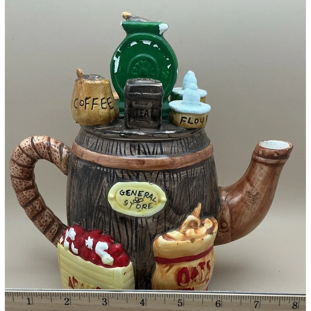 Vintage‎ Cardinal General Store Ceramic Teapot, 1994.